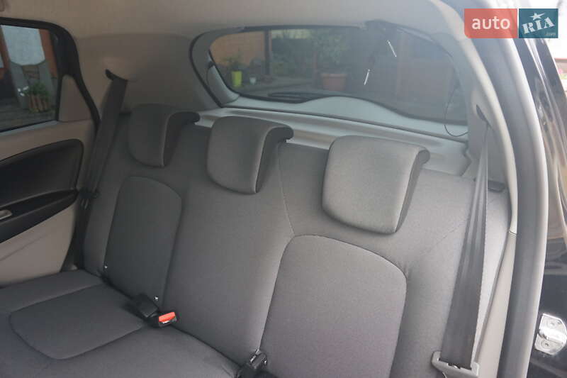 Хэтчбек Renault Zoe 2016 в Самборе