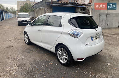 Хэтчбек Renault Zoe 2019 в 