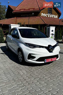 Хэтчбек Renault Zoe 2022 в 