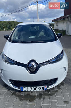 Хэтчбек Renault Zoe 2017 в 
