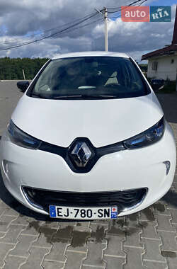 Хэтчбек Renault Zoe 2017 в 