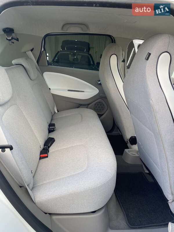 Хэтчбек Renault Zoe 2017 в Виннице