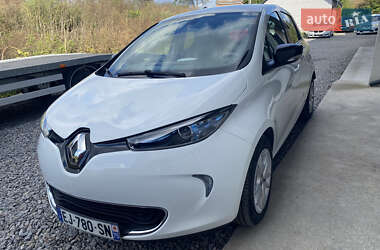 Хэтчбек Renault Zoe 2017 в 