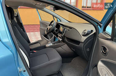 Хэтчбек Renault Zoe 2020 в 