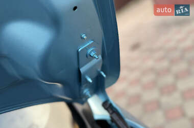 Хэтчбек Renault Zoe 2020 в 