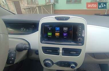 Хэтчбек Renault Zoe 2019 в 