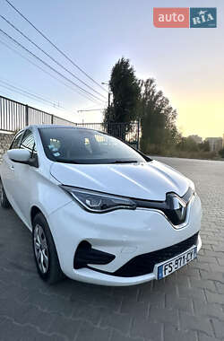 Хэтчбек Renault Zoe 2020 в 