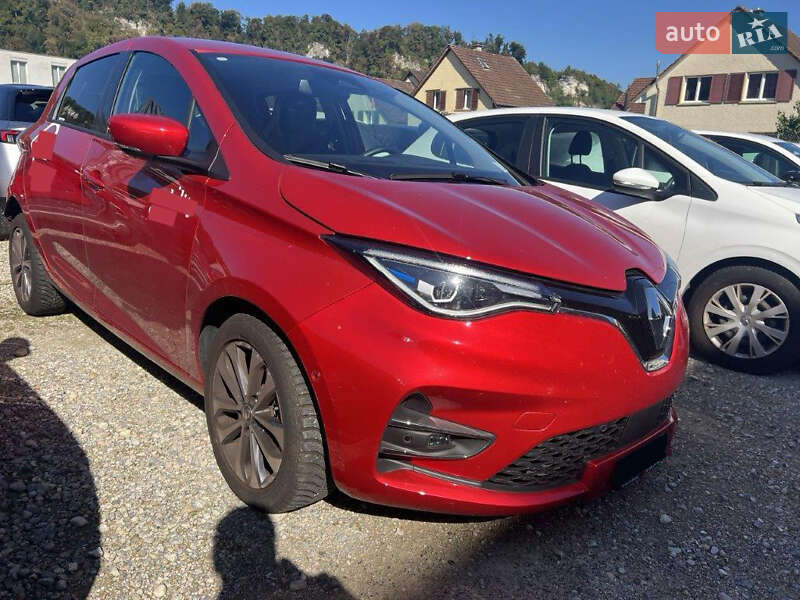 Хэтчбек Renault Zoe 2022 в 