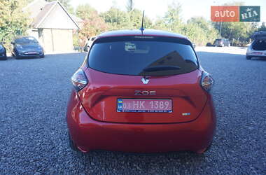 Хэтчбек Renault Zoe 2021 в 