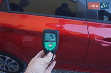 Хэтчбек Renault Zoe 2021 в 