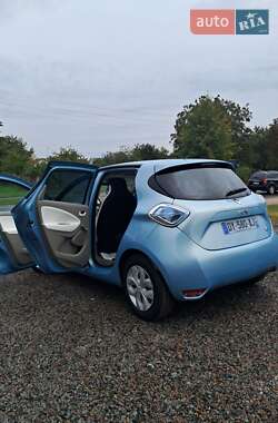 Хэтчбек Renault Zoe 2015 в 