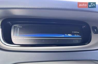 Хэтчбек Renault Zoe 2014 в 