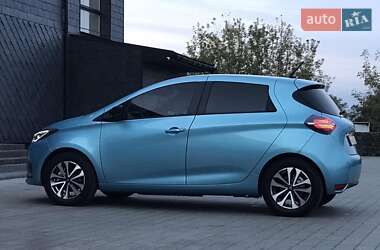 Хэтчбек Renault Zoe 2020 в 