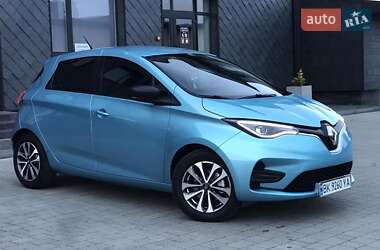 Хэтчбек Renault Zoe 2020 в 