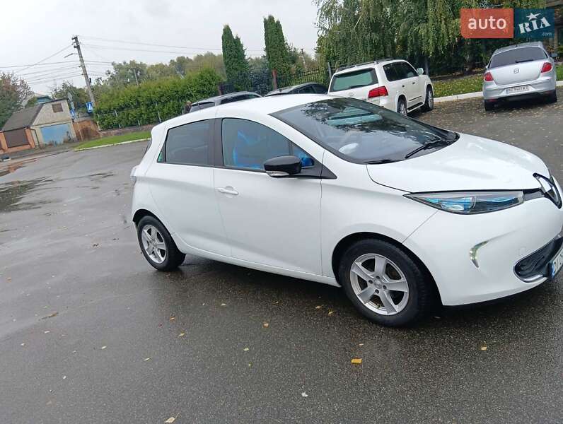 Хэтчбек Renault Zoe 2015 в Киеве фото 11 Хэтчбек Renault Zoe 2015 в Киеве
