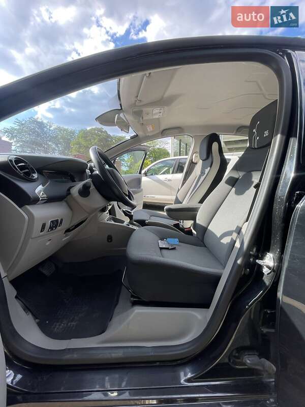 Хэтчбек Renault Zoe 2016 в Измаиле