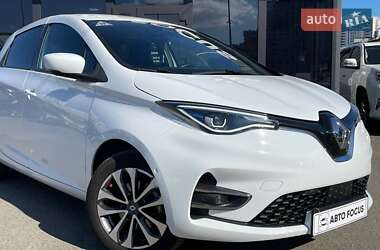 Хэтчбек Renault Zoe 2020 в 