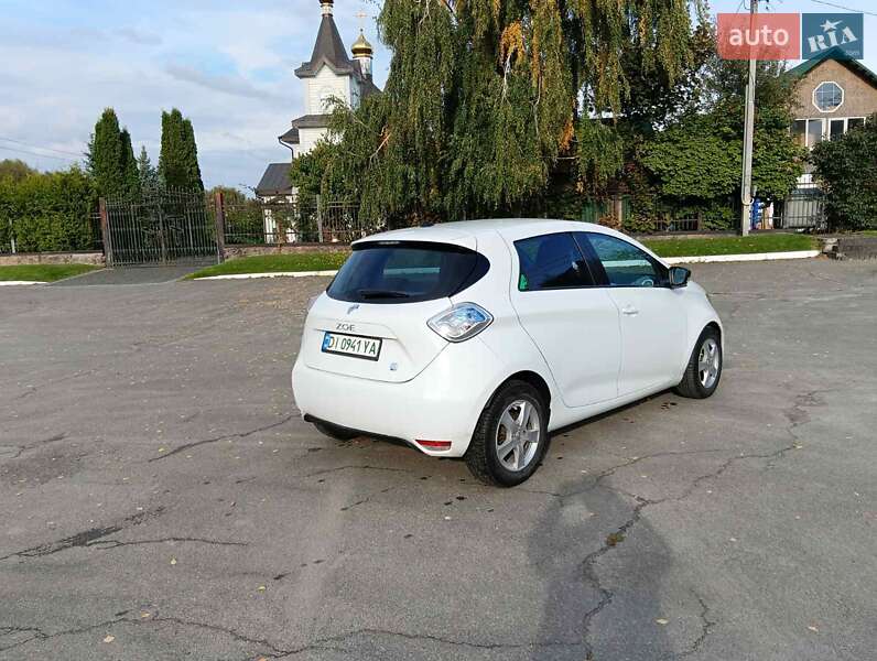 Хэтчбек Renault Zoe 2015 в Киеве фото 15 Хэтчбек Renault Zoe 2015 в Киеве