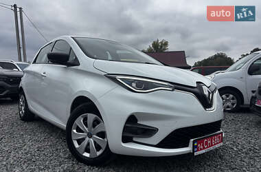 Хэтчбек Renault Zoe 2020 в 