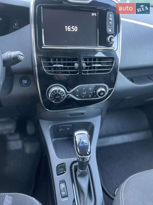 Хэтчбек Renault Zoe 2017 в Вышгороде фото 15 Хэтчбек Renault Zoe 2017 в Вышгороде
