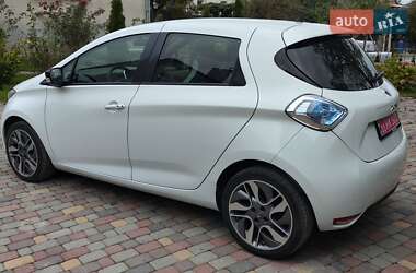 Хэтчбек Renault Zoe 2016 в 