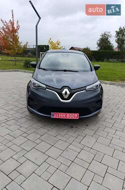 Хэтчбек Renault Zoe 2021 в 