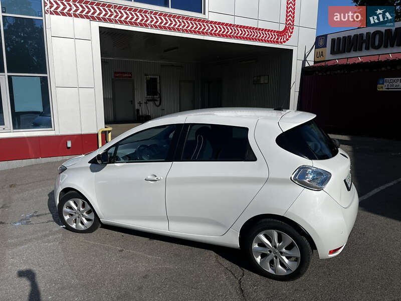 Хэтчбек Renault Zoe 2014 в Чернигове