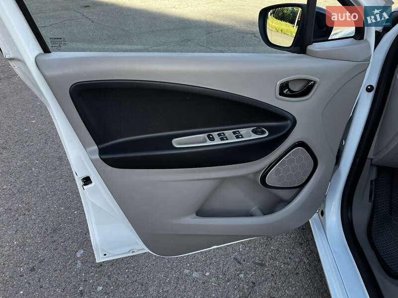 Хэтчбек Renault Zoe 2014 в Чернигове
