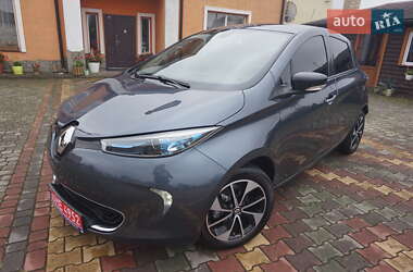 Хэтчбек Renault Zoe 2017 в 
