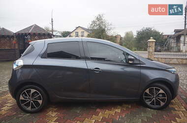 Хэтчбек Renault Zoe 2017 в 