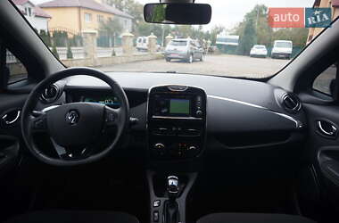 Хэтчбек Renault Zoe 2017 в 