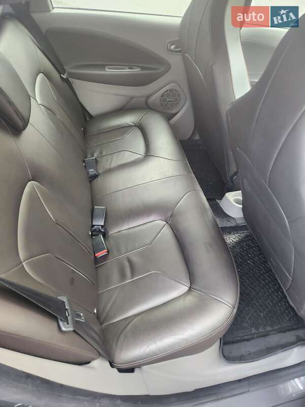 Хетчбек Renault Zoe 2017 в Рівному