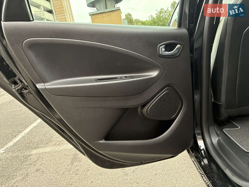 Хэтчбек Renault Zoe 2021 в Киеве