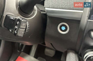 Хэтчбек Renault Zoe 2021 в 