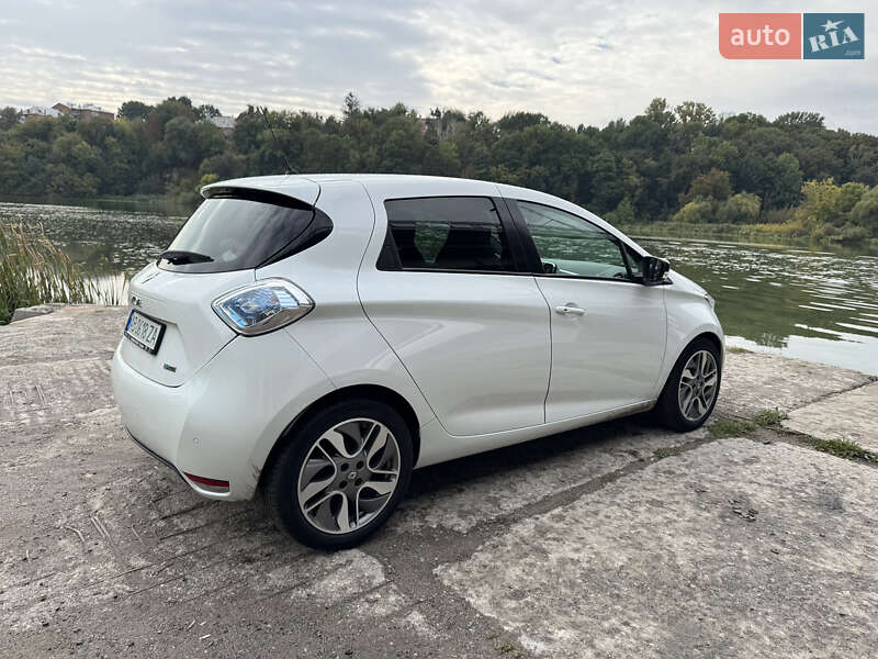 Хэтчбек Renault Zoe 2016 в Виннице фото 6 Хэтчбек Renault Zoe 2016 в Виннице
