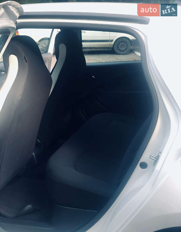 Хэтчбек Renault Zoe 2020 в Дрогобыче