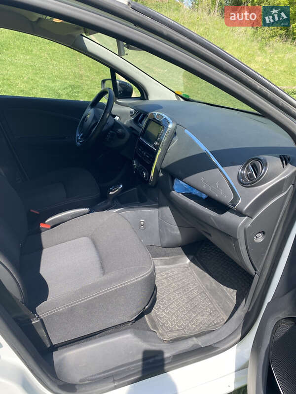 Хэтчбек Renault Zoe 2017 в Ровно фото 12 Хэтчбек Renault Zoe 2017 в Ровно