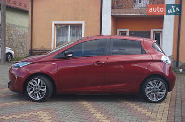 Хэтчбек Renault Zoe 2019 в 