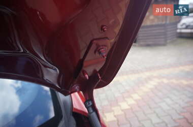 Хэтчбек Renault Zoe 2019 в 