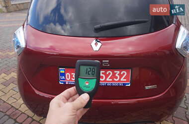 Хэтчбек Renault Zoe 2019 в 