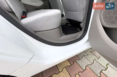 Хетчбек Renault Zoe 2019 в 