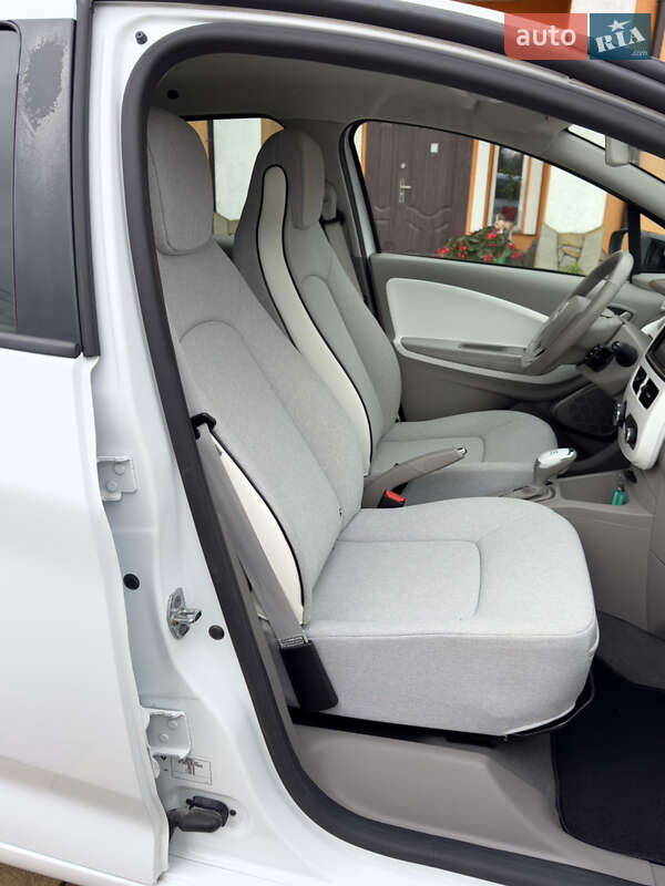 Хэтчбек Renault Zoe 2019 в Самборе