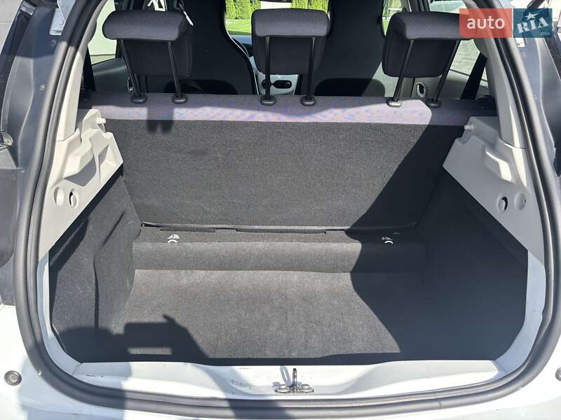 Хэтчбек Renault Zoe 2016 в Нововолынске фото 9 Хэтчбек Renault Zoe 2016 в Нововолынске