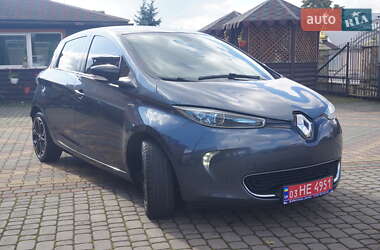 Хэтчбек Renault Zoe 2019 в 
