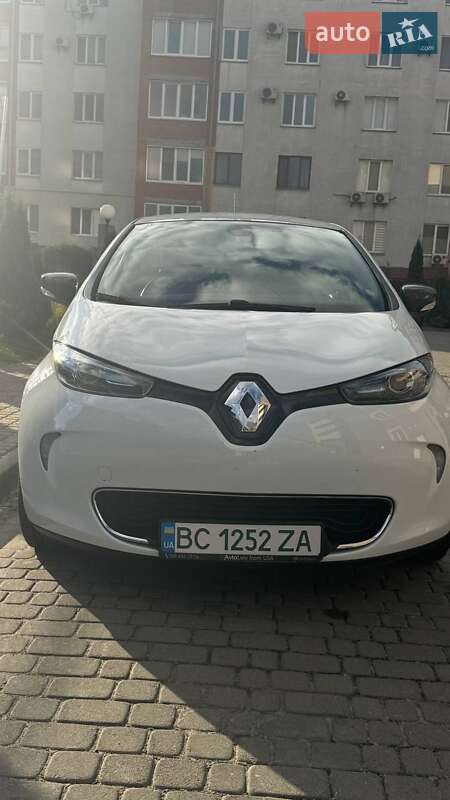 Хэтчбек Renault Zoe 2016 в Львове