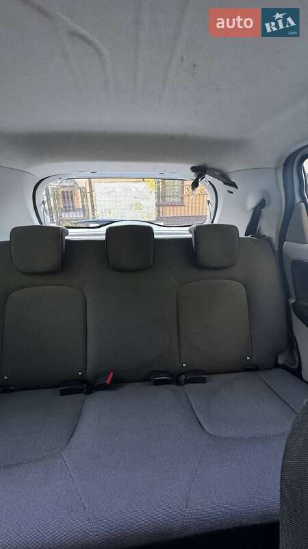 Хэтчбек Renault Zoe 2016 в Львове
