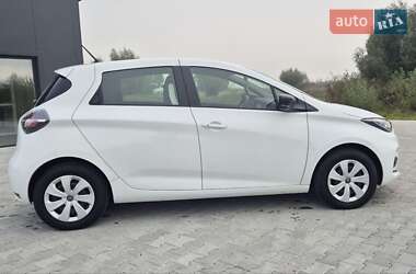 Хэтчбек Renault Zoe 2019 в 