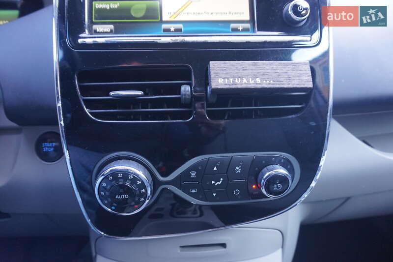 Хэтчбек Renault Zoe 2015 в Самборе