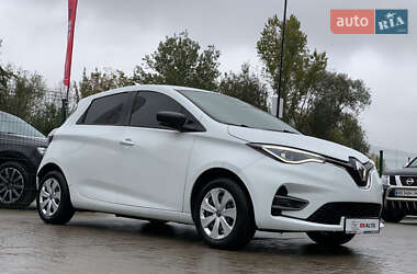 Хэтчбек Renault Zoe 2020 в 