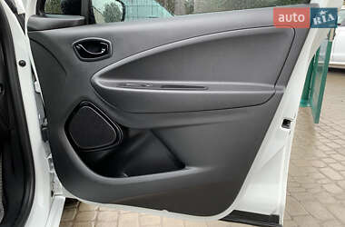 Хэтчбек Renault Zoe 2020 в 
